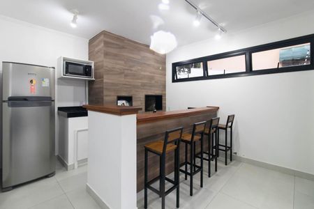 Apartamento à venda com 116m², 3 quartos e 2 vagas Apartamento à venda com 116m², 3 quartos e 2 vagasÁrea comum - Salão de festas