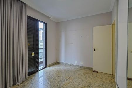 Apartamento à venda com 115m², 3 quartos e 1 vaga