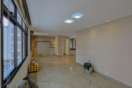 Apartamento à venda com 115m², 3 quartos e 1 vaga