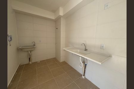 Apartamento para alugar com 40m², 2 quartos e sem vaga Apartamento para alugar com 40m², 2 quartos e sem vagaCozinha e Área de Serviço