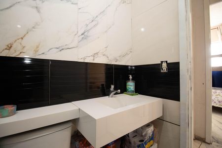 Apartamento à venda com 52m², 2 quartos e 1 vaga Apartamento à venda com 52m², 2 quartos e 1 vagaBanheiro Social