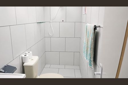Banheiro de casa à venda com 2 quartos, 70m² em Santíssimo, Rio de Janeiro
