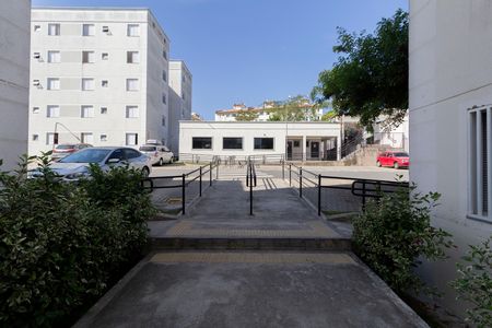 Apartamento para alugar com 46m², 2 quartos e 1 vaga Apartamento para alugar com 46m², 2 quartos e 1 vagaÁrea Comum