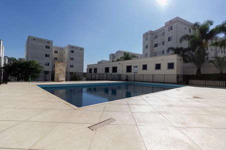 Apartamento para alugar com 46m², 2 quartos e 1 vaga Apartamento para alugar com 46m², 2 quartos e 1 vagaÁrea Comum - Piscina