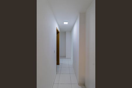 Apartamento para alugar com 46m², 2 quartos e 1 vaga Apartamento para alugar com 46m², 2 quartos e 1 vagaCorredor