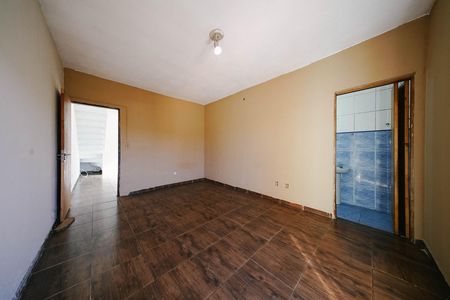 Casa para alugar com 50m², 1 quarto e sem vaga