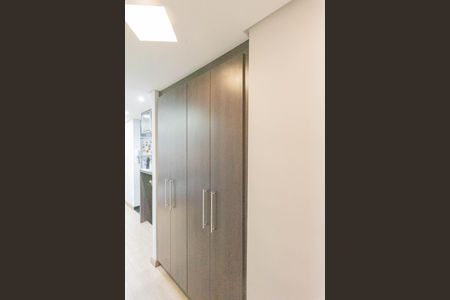 Apartamento à venda com 87m², 3 quartos e 2 vagas Apartamento à venda com 87m², 3 quartos e 2 vagasCorredor- Armário