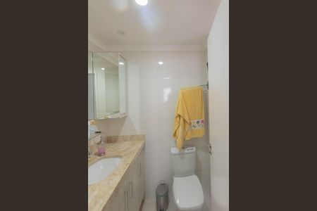 Apartamento à venda com 87m², 3 quartos e 2 vagas Apartamento à venda com 87m², 3 quartos e 2 vagasBanheiro da Suíte