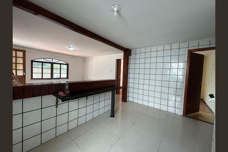 Casa para alugar com 100m², 3 quartos e sem vagaCozinha 