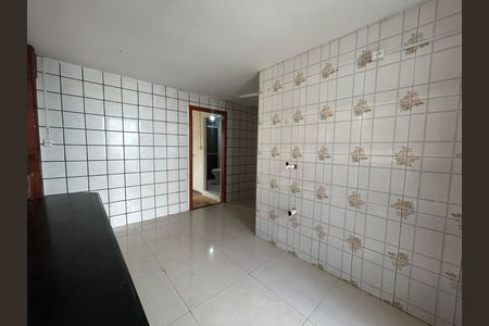 Casa para alugar com 100m², 3 quartos e sem vagaCozinha 