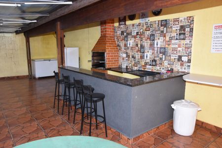 Apartamento para alugar com 50m², 2 quartos e 1 vaga Apartamento para alugar com 50m², 2 quartos e 1 vagaÁrea comum - Churrasqueira