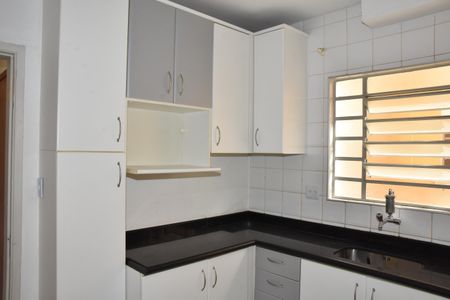 Apartamento para alugar com 50m², 2 quartos e 1 vaga Apartamento para alugar com 50m², 2 quartos e 1 vagaCozinha - Armários