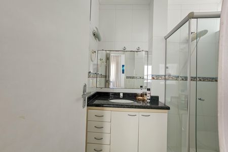 Apartamento para alugar com 196m², 3 quartos e 1 vaga