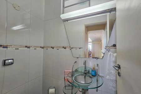Apartamento para alugar com 196m², 3 quartos e 1 vaga