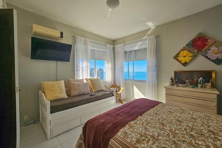 Apartamento para alugar com 196m², 3 quartos e 1 vaga