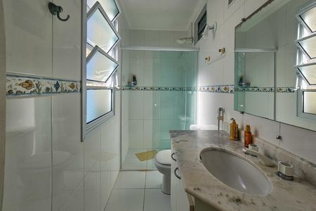 Apartamento para alugar com 196m², 3 quartos e 1 vaga