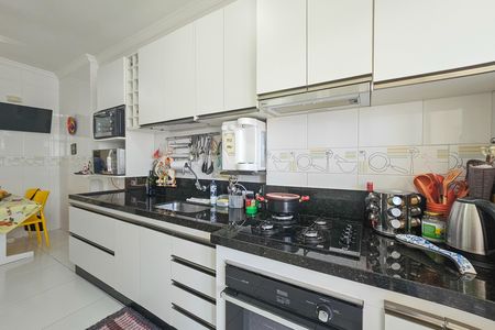 Apartamento para alugar com 196m², 3 quartos e 1 vaga