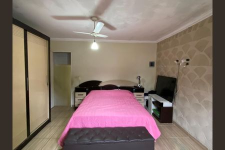 Suíte de casa para alugar com 3 quartos, 180m² em Jardim D’abril, Osasco