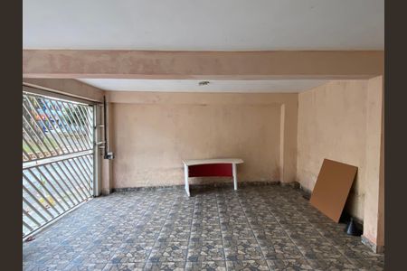 Garagem de casa para alugar com 3 quartos, 180m² em Jardim D’abril, Osasco