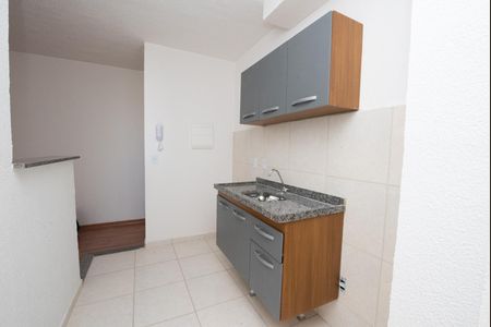 Casa de condomínio para alugar com 50m², 2 quartos e 1 vaga Casa de condomínio para alugar com 50m², 2 quartos e 1 vagaCozinha e Área de Serviço