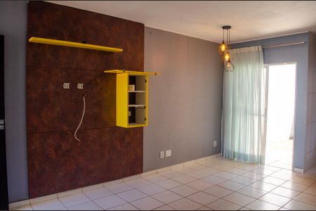 Casa de condomínio à venda com 69m², 3 quartos e 2 vagasSala