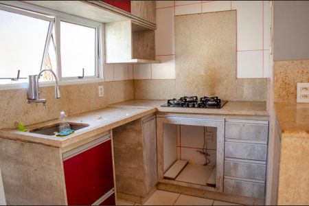 Casa de condomínio à venda com 69m², 3 quartos e 2 vagasCozinha