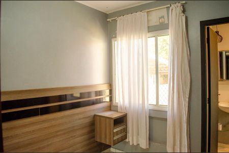 Casa de condomínio à venda com 69m², 3 quartos e 2 vagasSuíte 