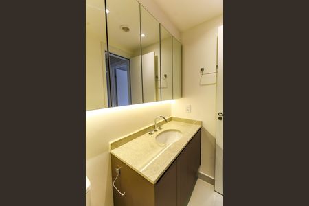 Apartamento para alugar com 50m², 2 quartos e sem vaga Apartamento para alugar com 50m², 2 quartos e sem vagaBanheiro