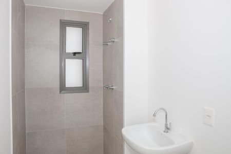 Studio à venda com 28m², 1 quarto e sem vaga Studio à venda com 28m², 1 quarto e sem vagaBanheiro