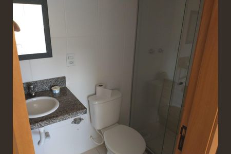 Banheiro 2 de apartamento para alugar com 2 quartos, 82m² em Passo do Feijó, Porto Alegre