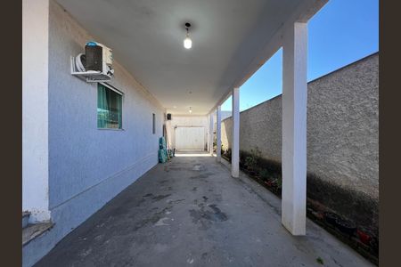 Garagem de casa à venda com 4 quartos, 360m² em Parque Xangri-lá, Contagem