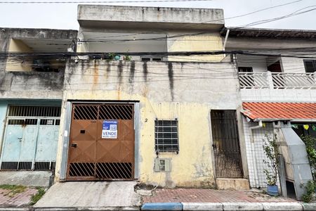 Fachada de casa para alugar com 3 quartos, 168m² em Vila Nova Uniao, São Paulo