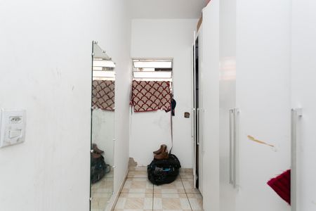 Closet da Suíte 1 de casa para alugar com 3 quartos, 168m² em Vila Nova Uniao, São Paulo