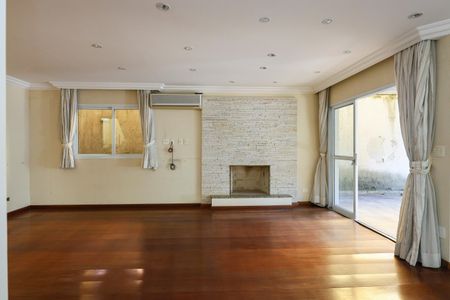 Sala de casa à venda com 4 quartos, 350m² em Jardim Leonor, São Paulo