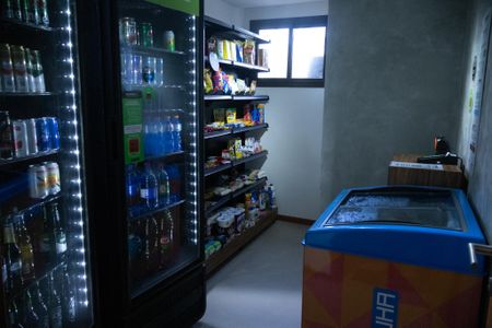 Área comum de kitnet/studio para alugar com 1 quarto, 22m² em Caminho das Árvores, Salvador