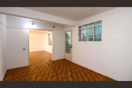 Copa de casa para alugar com 4 quartos, 200m² em Jardim Amalia, São Paulo