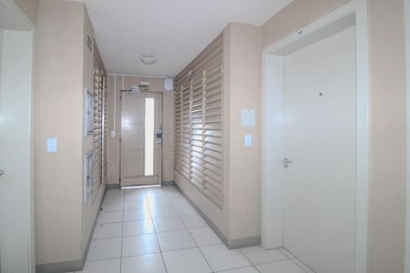 Apartamento para alugar com 47m², 2 quartos e 1 vaga Apartamento para alugar com 47m², 2 quartos e 1 vagaHall de entrada