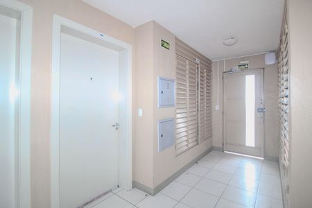 Apartamento para alugar com 47m², 2 quartos e 1 vaga Apartamento para alugar com 47m², 2 quartos e 1 vagaHall de entrada