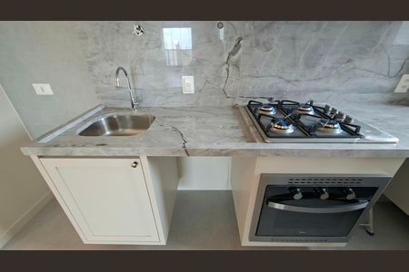 Cozinha  de apartamento para alugar com 1 quarto, 50m² em Graça, Salvador