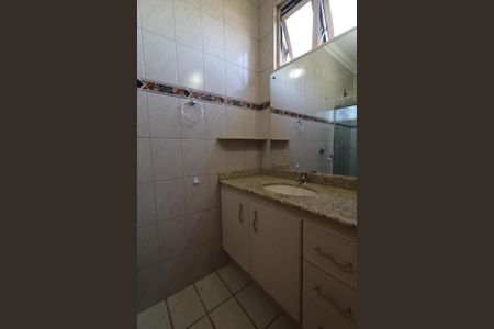 Apartamento para alugar com 90m², 3 quartos e 1 vaga Apartamento para alugar com 90m², 3 quartos e 1 vagaBanheiro da Suíte