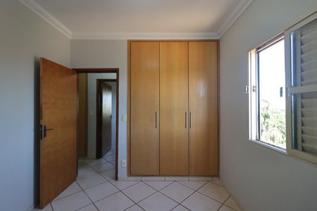 Apartamento para alugar com 90m², 3 quartos e 1 vaga Apartamento para alugar com 90m², 3 quartos e 1 vagaQuarto 2