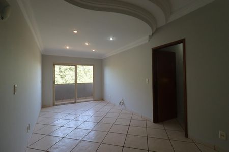 Apartamento para alugar com 90m², 3 quartos e 1 vaga Apartamento para alugar com 90m², 3 quartos e 1 vagaSala