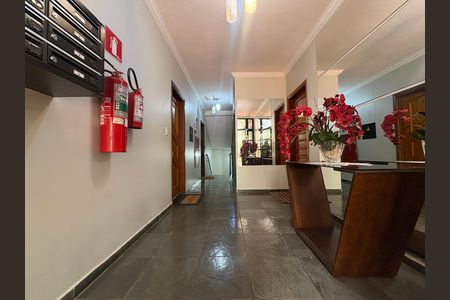 Apartamento para alugar com 90m², 3 quartos e 1 vaga Apartamento para alugar com 90m², 3 quartos e 1 vagaHall de entrada