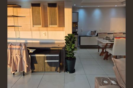Apartamento para alugar com 83m², 2 quartos e 2 vagas