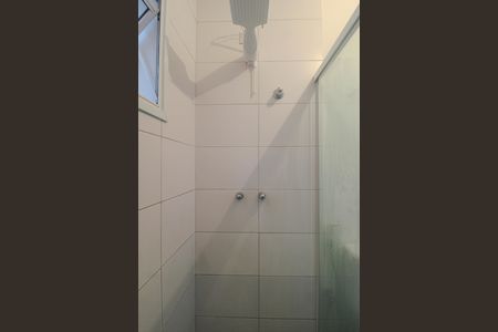 Banheiro de casa para alugar com 2 quartos, 62m² em Belém Novo, Porto Alegre