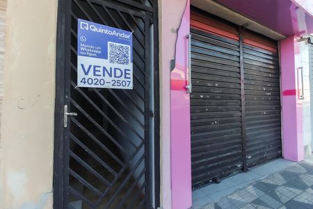 Fachada de casa à venda com 3 quartos, 130m² em Vila Curuçá Velha, São Paulo