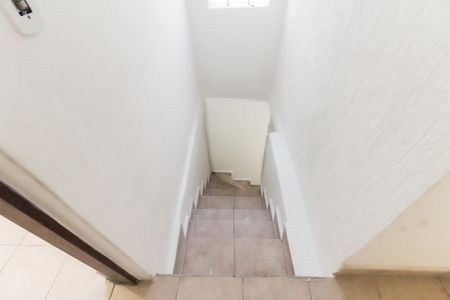 Escada de casa à venda com 3 quartos, 130m² em Vila Curuçá Velha, São Paulo