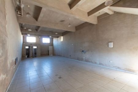 Garagem / Galpão  de casa para alugar com 3 quartos, 190m² em Parque Vitória Regia, Sorocaba