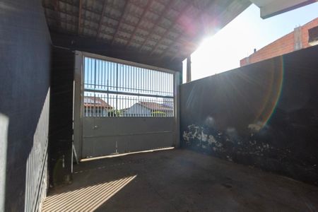 Casa para alugar com 190m², 3 quartos e 1 vagaGaragem / Galpão 