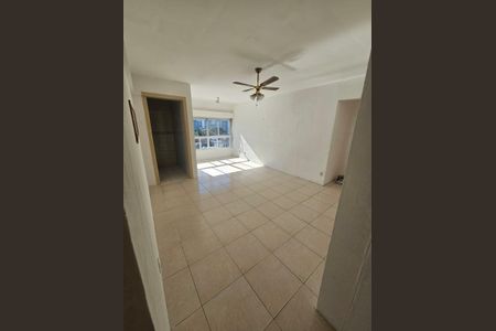 Sala de apartamento para alugar com 2 quartos, 66m² em Partenon, Porto Alegre